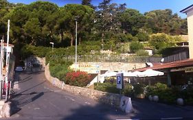 Villa Riviera
